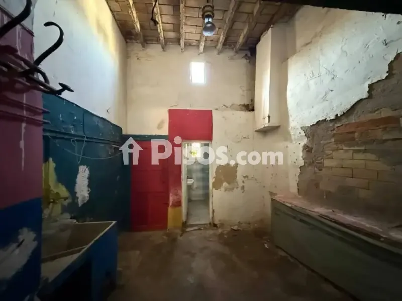Garage - Chalet to Renovate in Benidoleig