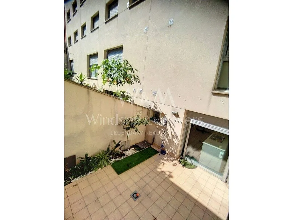 Jardin - Luxury Triplex Loft in L'Hospitalet Business District