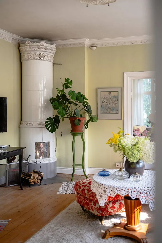 Elutuba - Victorian Villa with Multiple Units in Malmköping