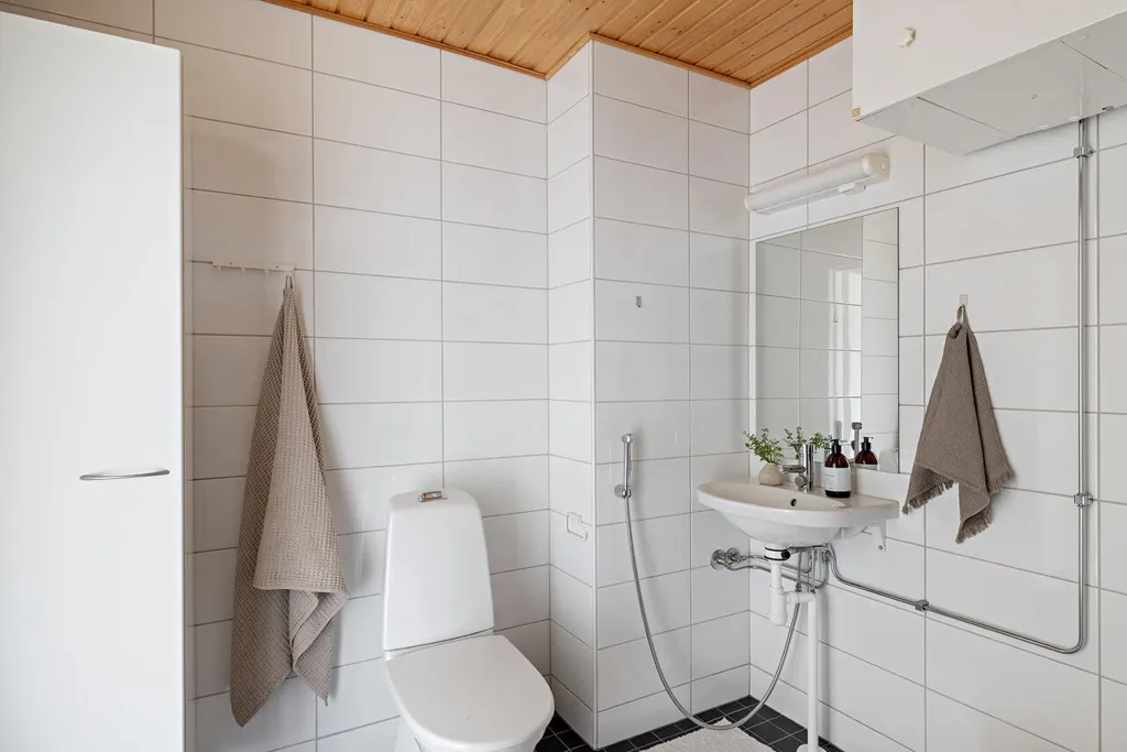 Salles de bain - Apartment with Balcony and Sauna in Kaakkuri