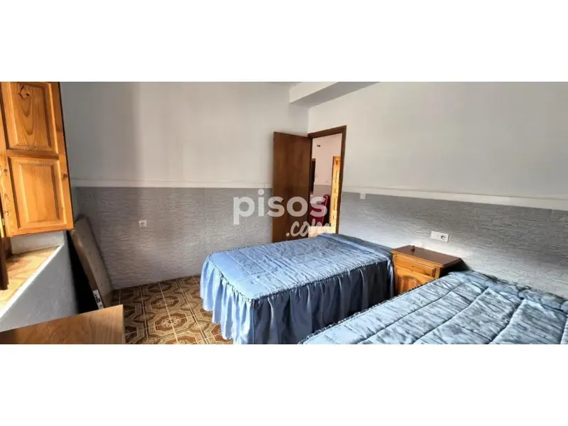 Chambres - Regulated House with Garden in Alcaucín