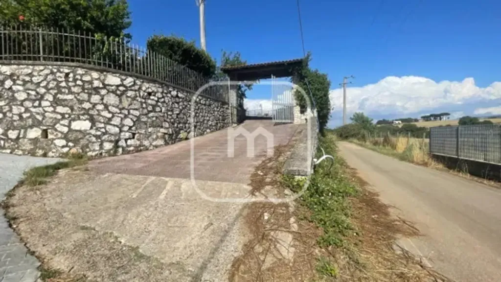 Jardin - Bifamiliar Villa with Garden in Artena