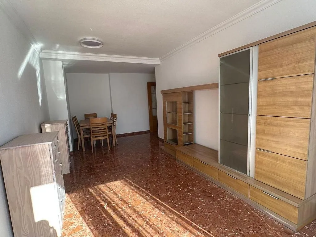 Salle à manger - 3-Bedroom Flat with Balcony in Albal