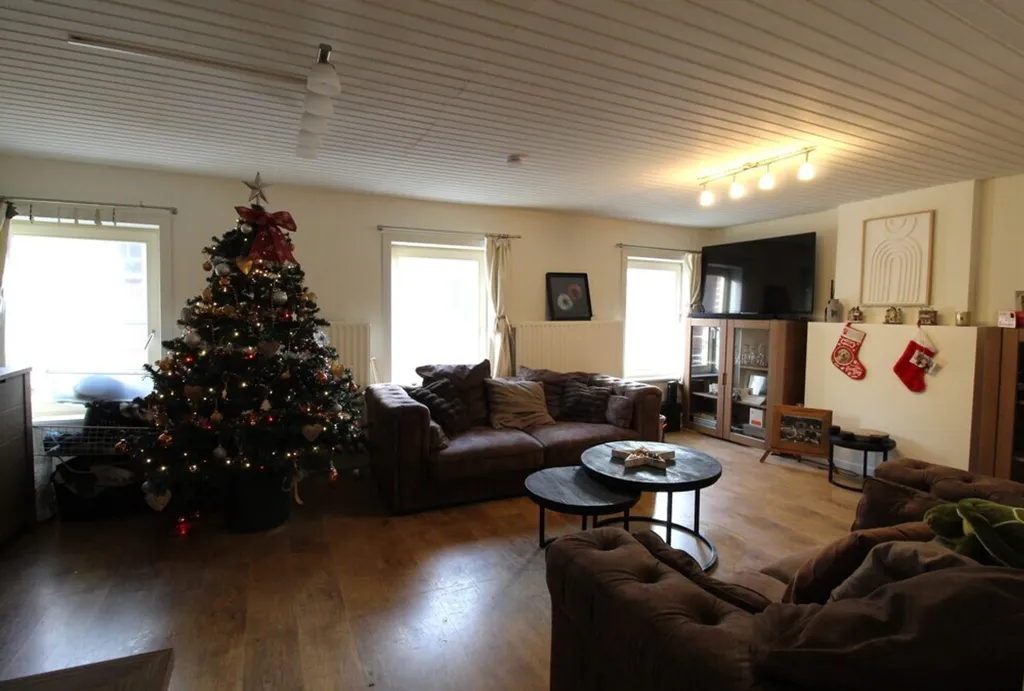 Elutuba - Duplex Apartment with Garden Potential in Herzele