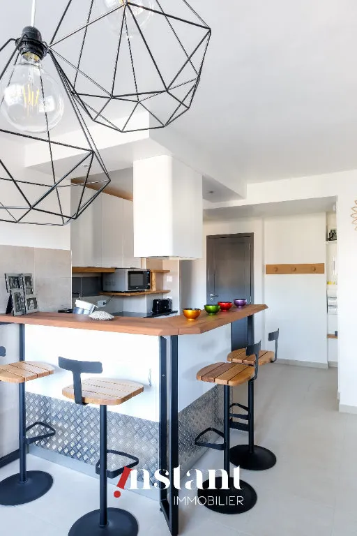 Köök - Fully Renovated Colocation Flat near Gorge de Loup
