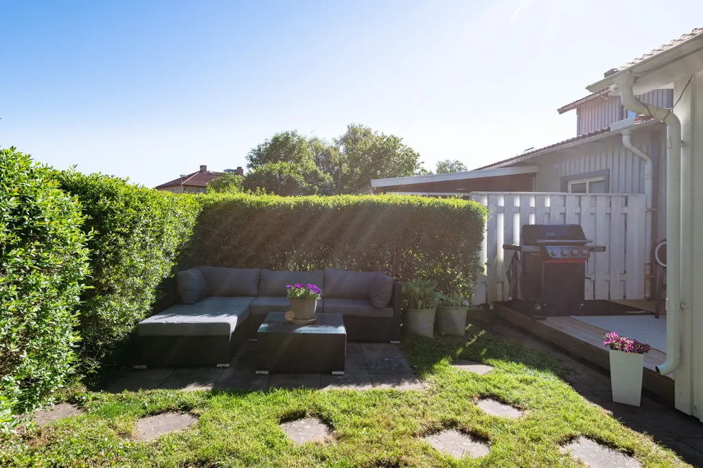 Aed - Apartment with Balcony in Mantorp