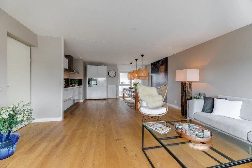 Elutuba - Furnished 4-Bedroom Apartment in Amsterdam