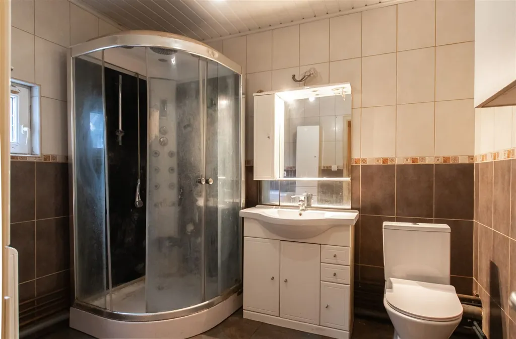 Salles de bain - Appartement 2 Chambres avec Entrée Indépendante à Vise