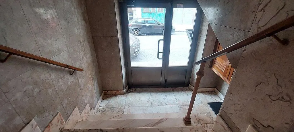 Pièces - 3-Bedroom Flat with Views in Torrelavega