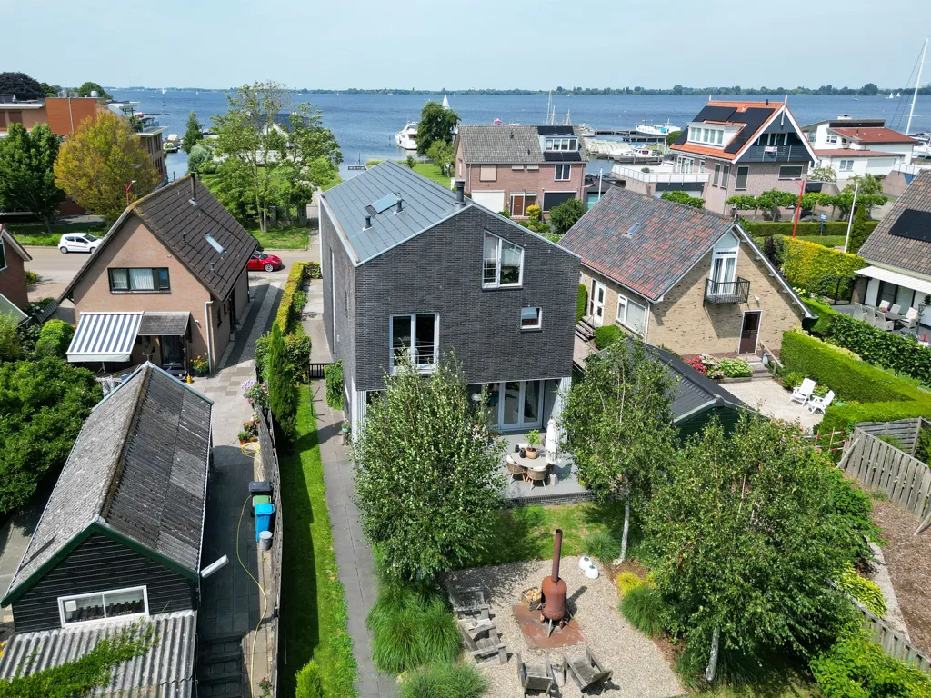 Õhuvaade - Architectural Villa with Westeinderplassen View