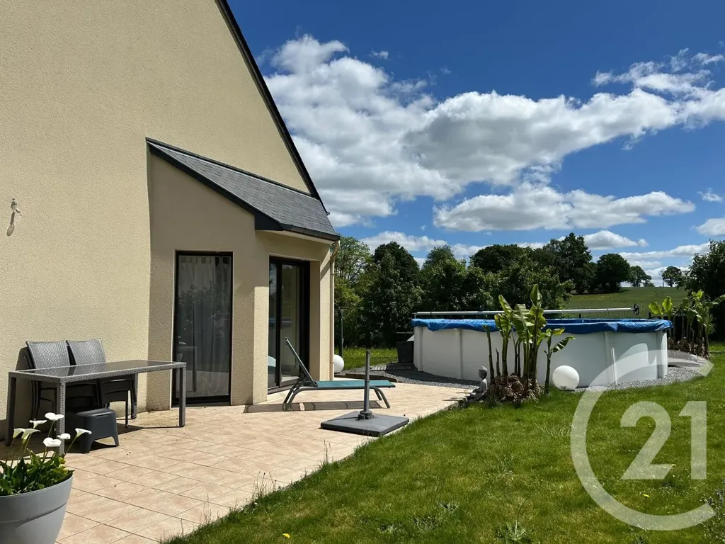 Piscine - Pavillon avec Vue Campagne à Romagné