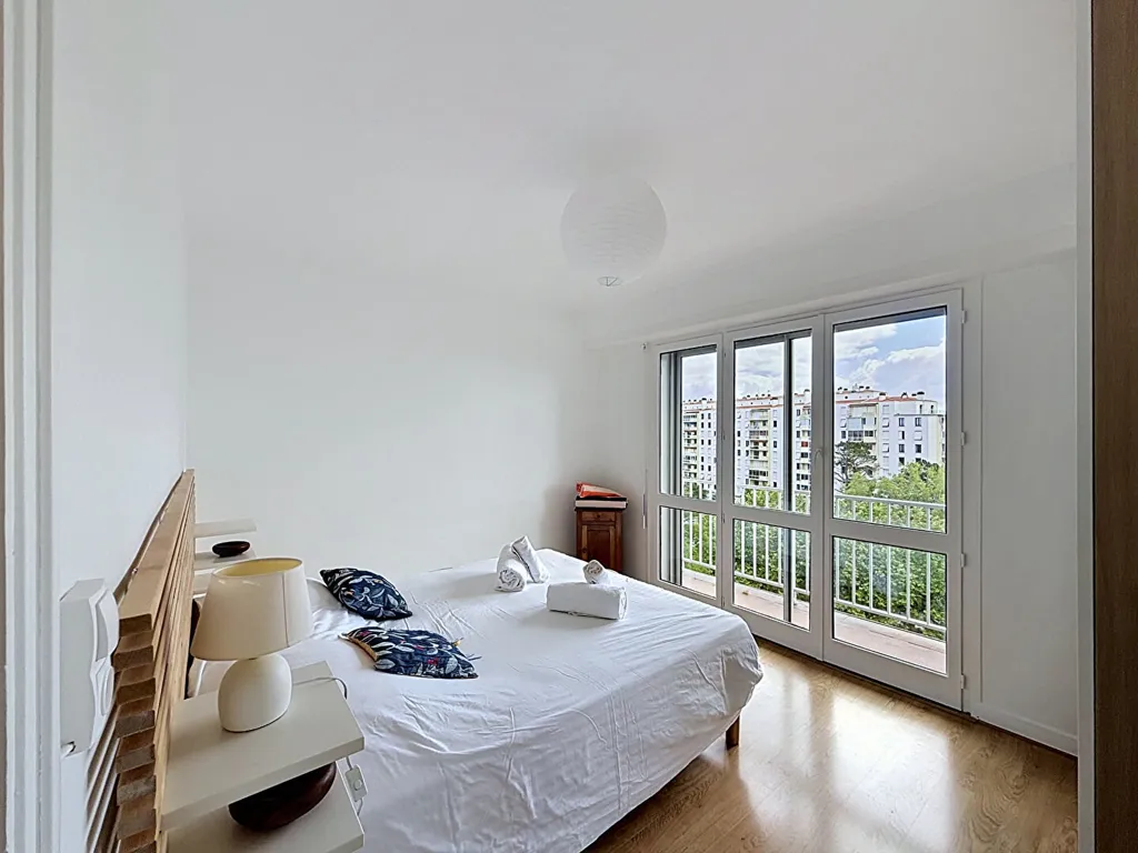 Magamistoad - Bright 3-Bedroom Flat in Biarritz