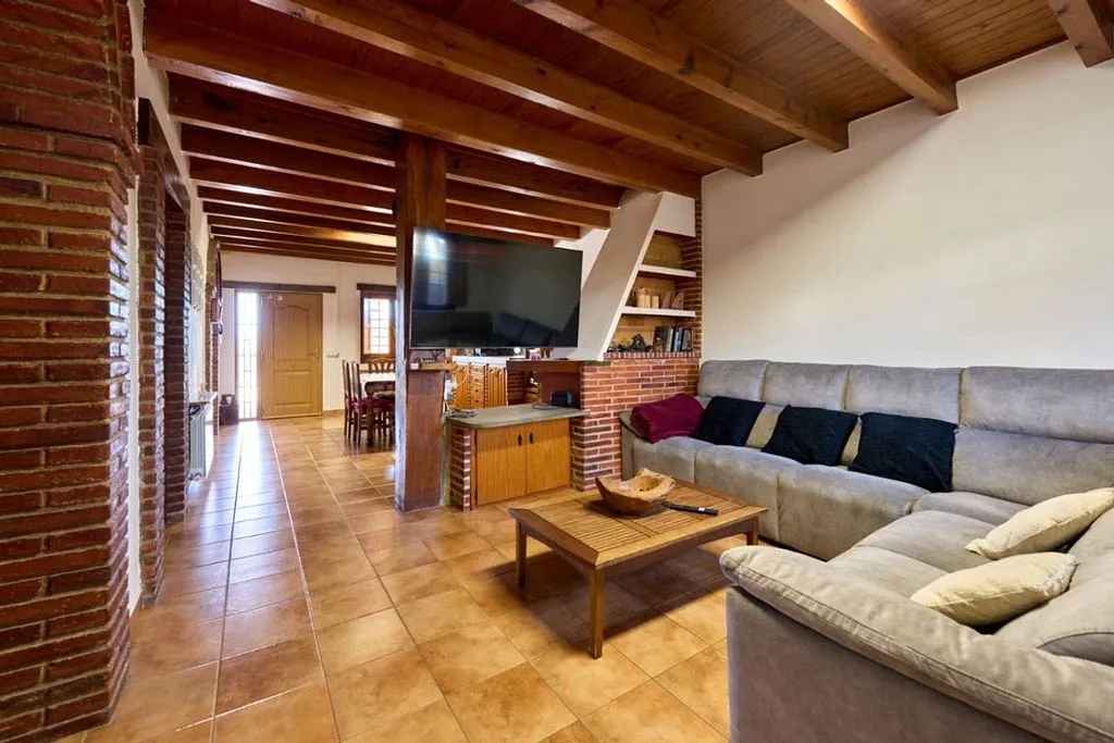 Séjour - Rustic Masía with Equestrian Facilities in L'Ametlla del Vallès
