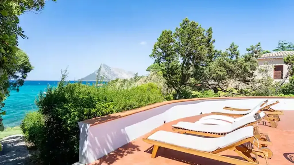 Terrace - Contemporary Villa with Sea Access in San Teodoro