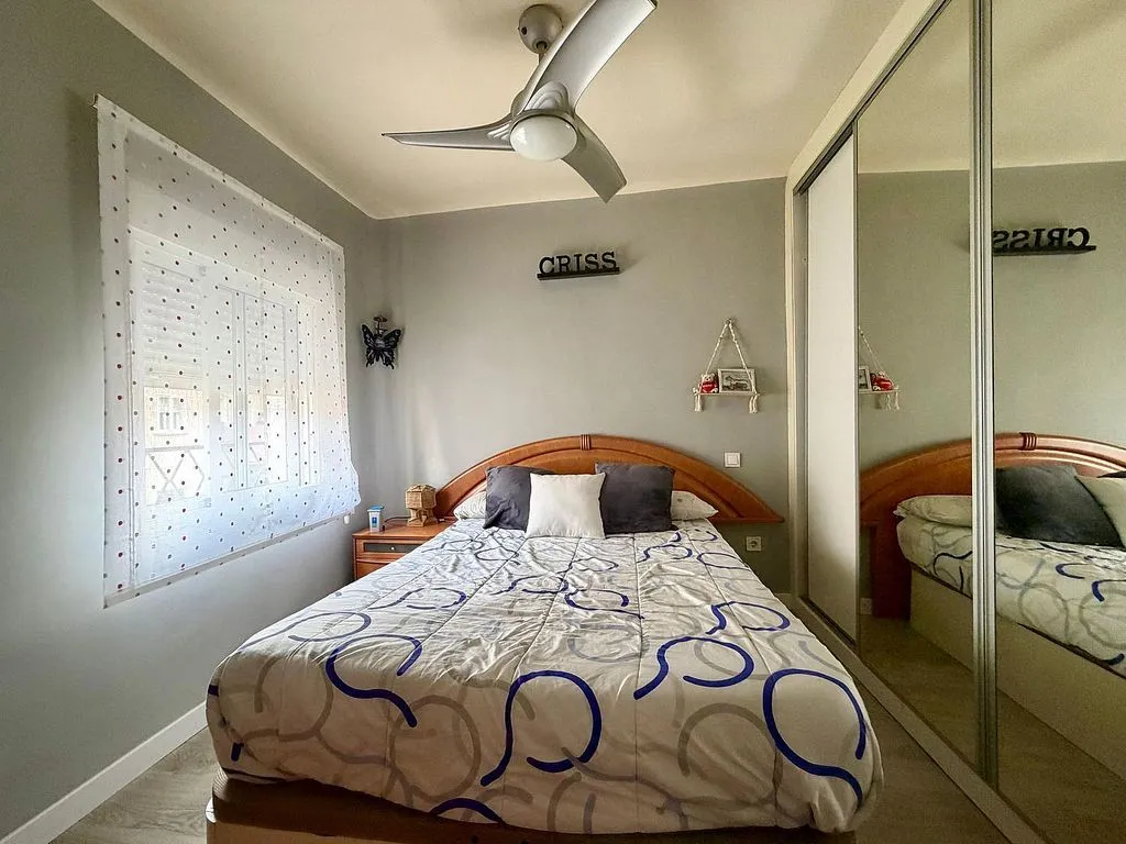 Chambres - 2-Bedroom Flat with Terrace in Carabanchel