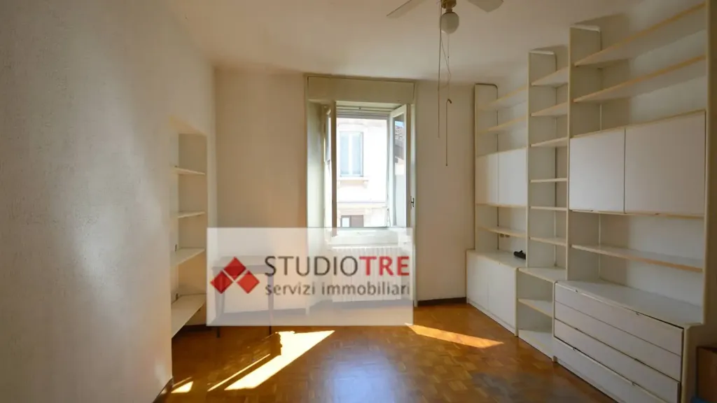 Appartement 3 pièces à IT