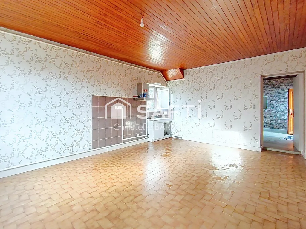 Elutuba - Renovatable House with Garden in Dolomieu