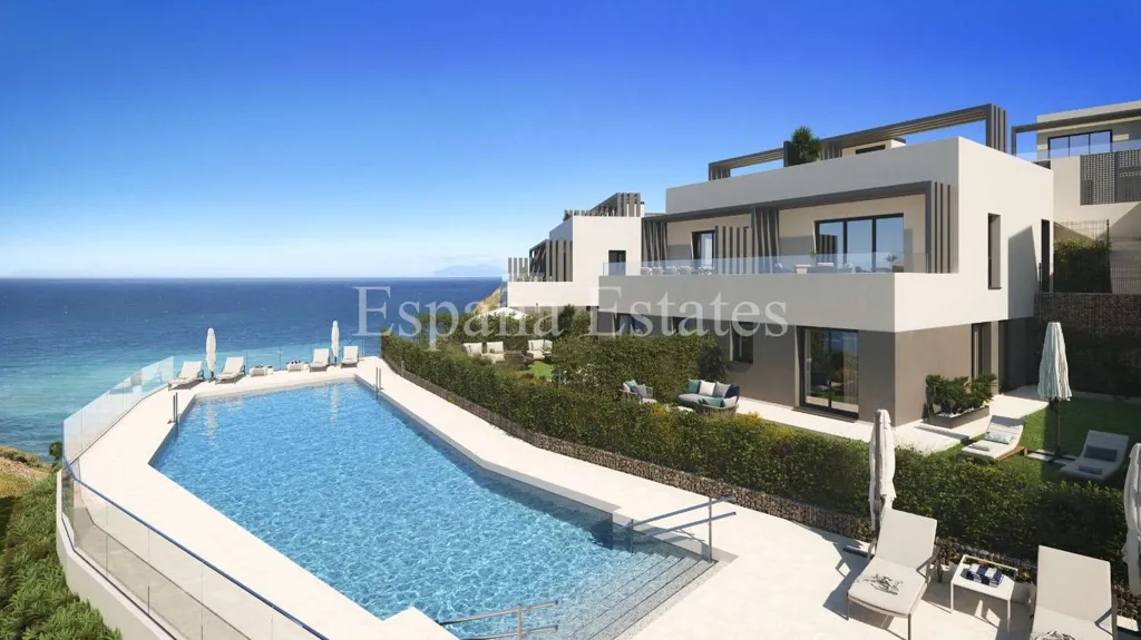 Bassein - Semi-Detached Villa with Sea View in Lagos