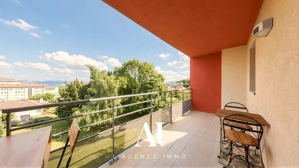 Appartement 2 pièces à Gex