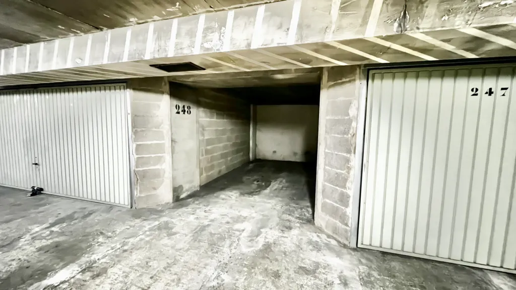 Garage - Emplacement de Parking Transformable à Paris 19ème