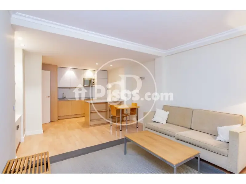Soggiorno - Apartment with Garden Access in Jerónimos