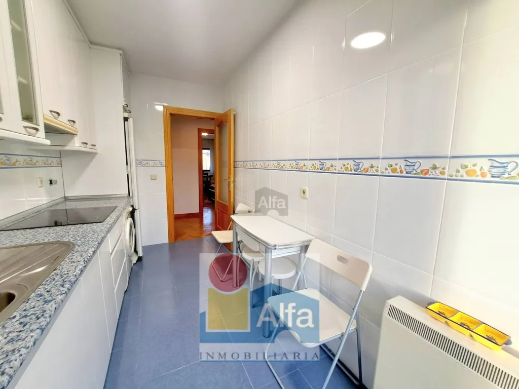 Köök - Apartment with Garage in Rural Area, Madrona