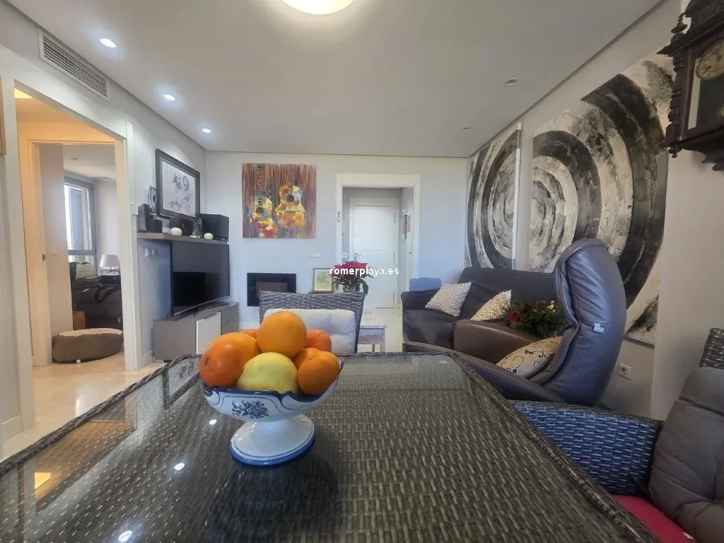 Salle à manger - Duplex with Private Pool in Beachside Complex