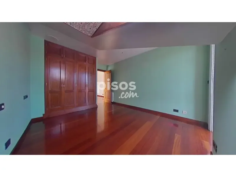Toad - Semi-detached House in Castros, A Coruña
