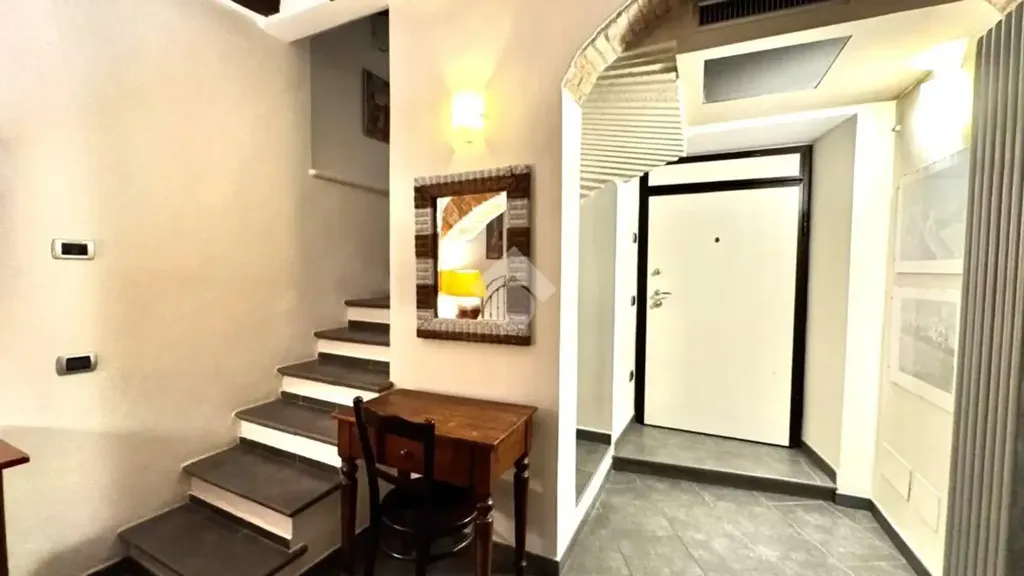 hallway_entrance