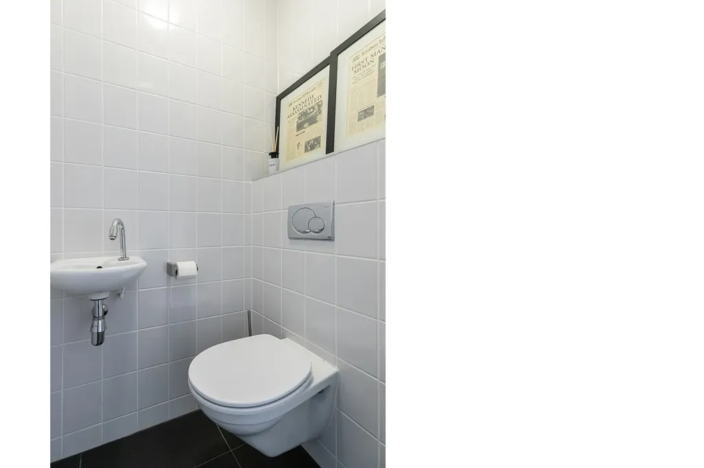 Salles de bain - Modern Apartment with Terrace in Papendrecht