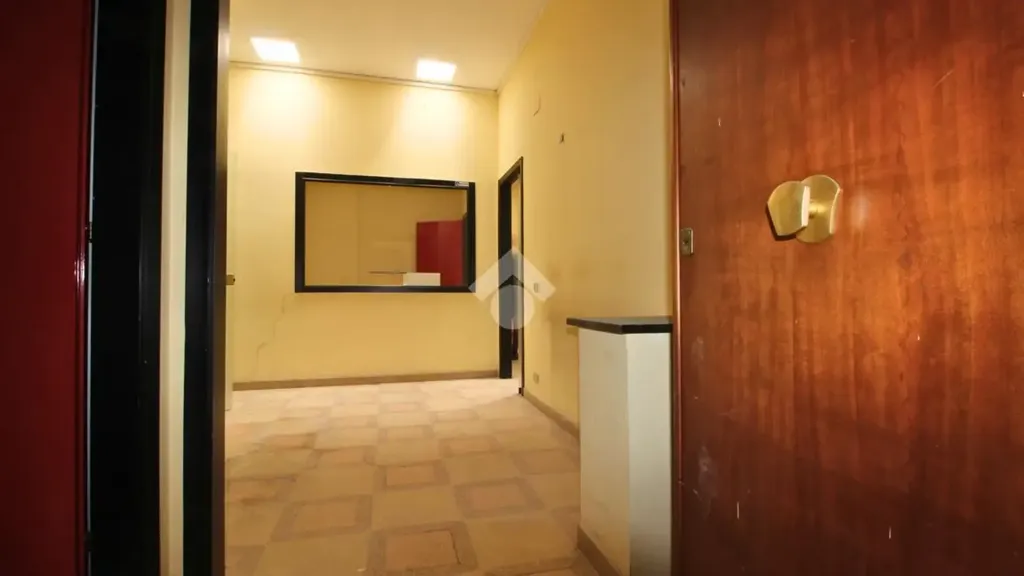 Ingresso - Adjacent Apartments for Renovation in Lucera