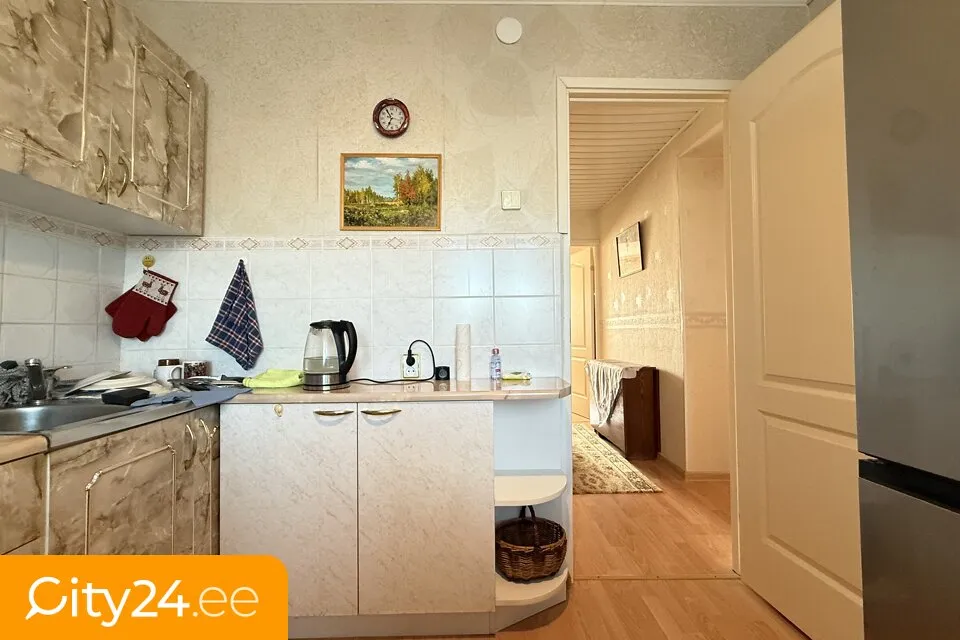 Cuisine - Top Floor Apartment with Balcony in Tallinn Centre