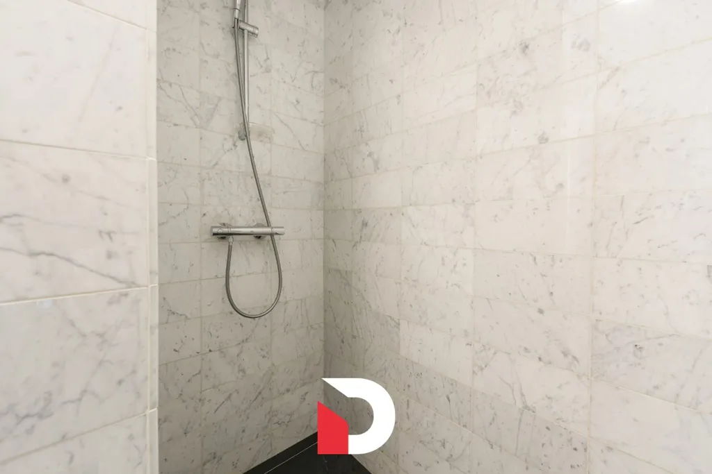 Salles de bain - Appartement avec Terrasse à Gistel