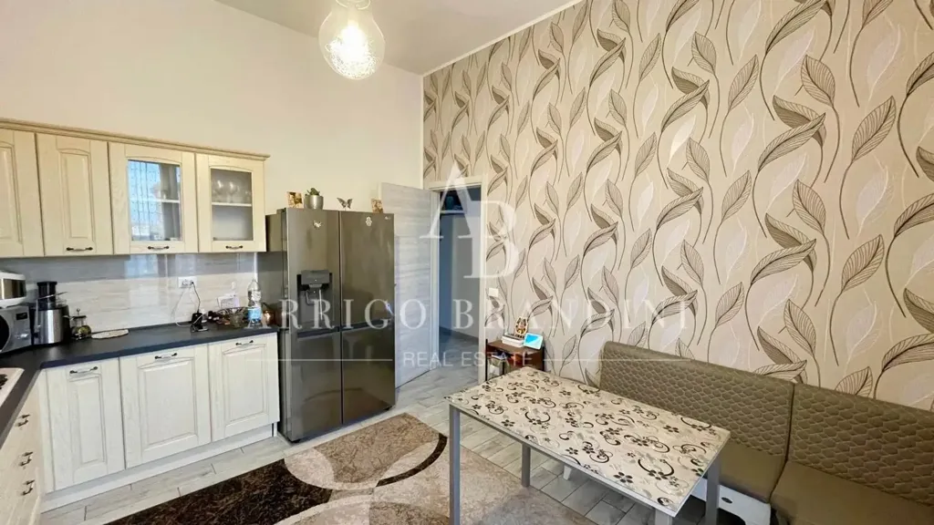 Cuisine - Spacious Apartment with Balcony in Ponte a Greve