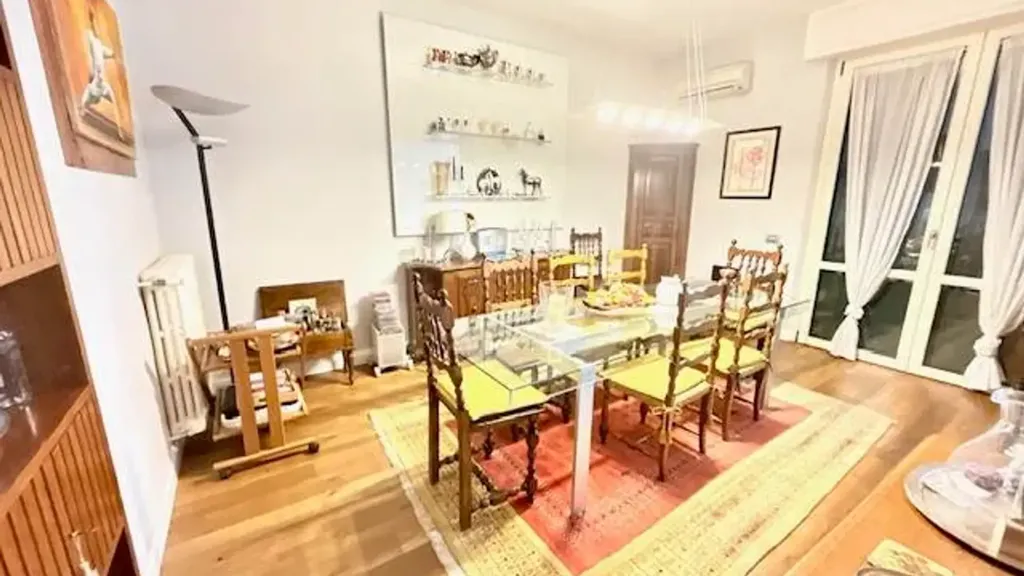 Salle à manger - Rusticated Penthouse with Views in Florence
