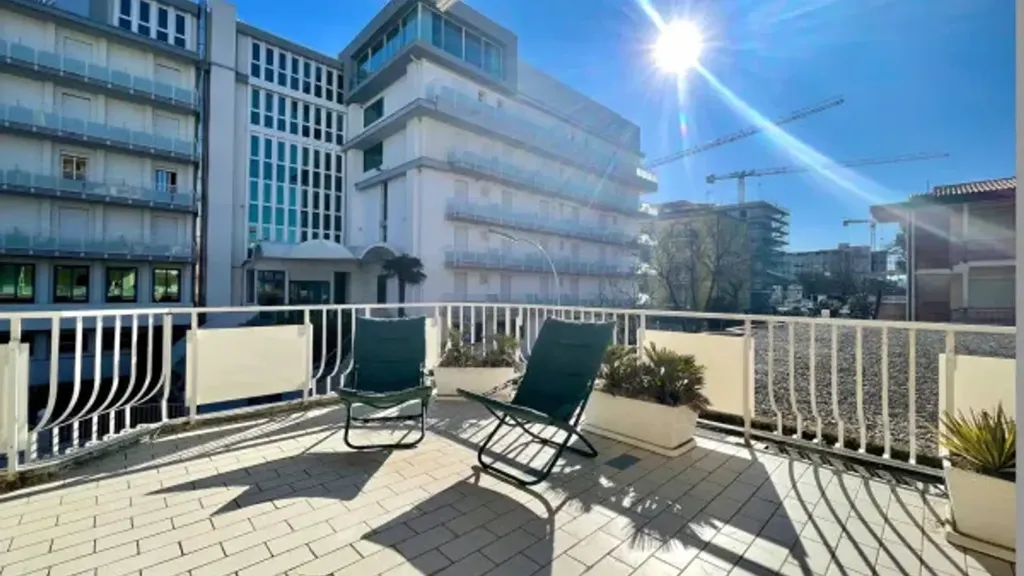 Rõdu - Sea View Bilocale in Jesolo Lido
