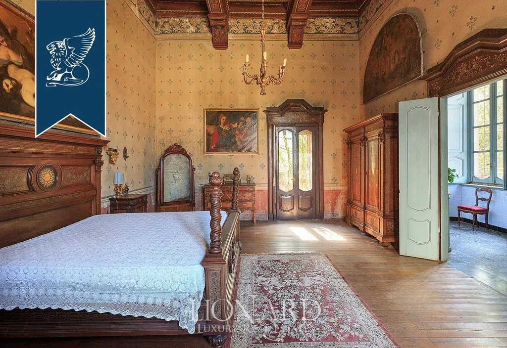 Camere da letto - 15th-Century Palace with Tower in Lombardy