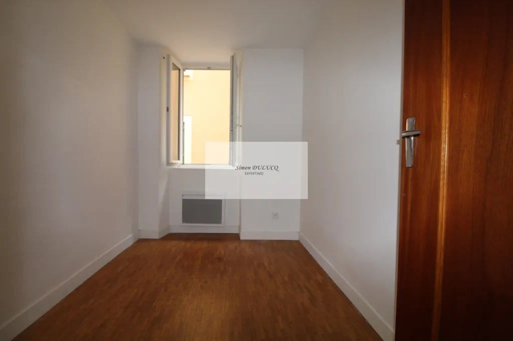 Pièces - Ensemble Immobilier avec Local Commercial à Saint-Affrique