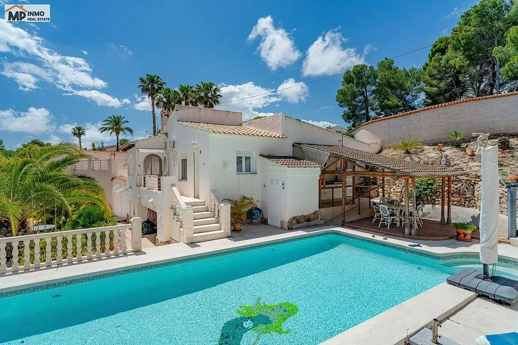 Bassein - Chalet with Pool and Terrace in Playa Fossa