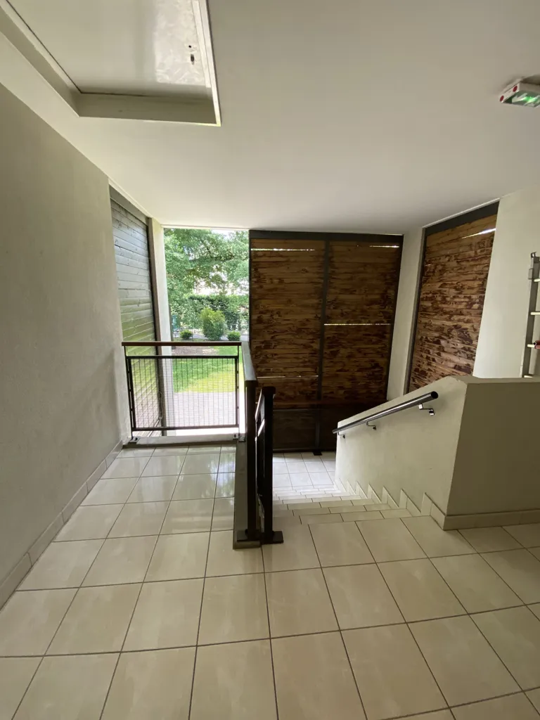 Entrée - Duplex avec Terrasse dans Résidence de Standing à Lyon 5