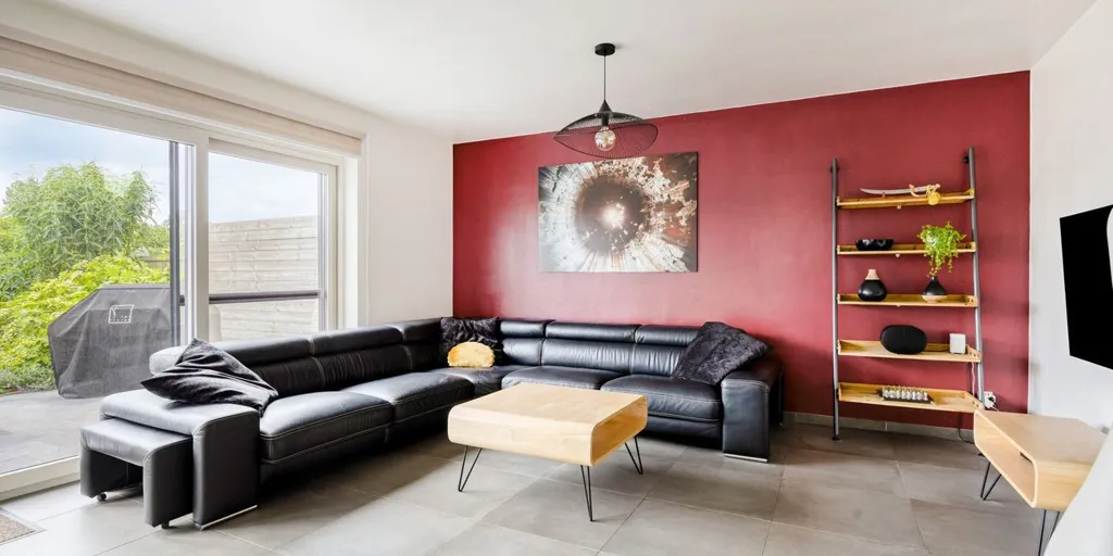 Elutuba - Modern Semi-Open House with Garden in Borchtlombeek