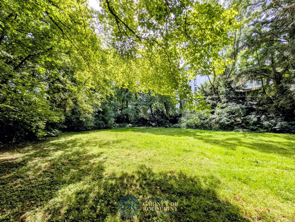 Aed - Buildable Plot in Mouillere, Orleans