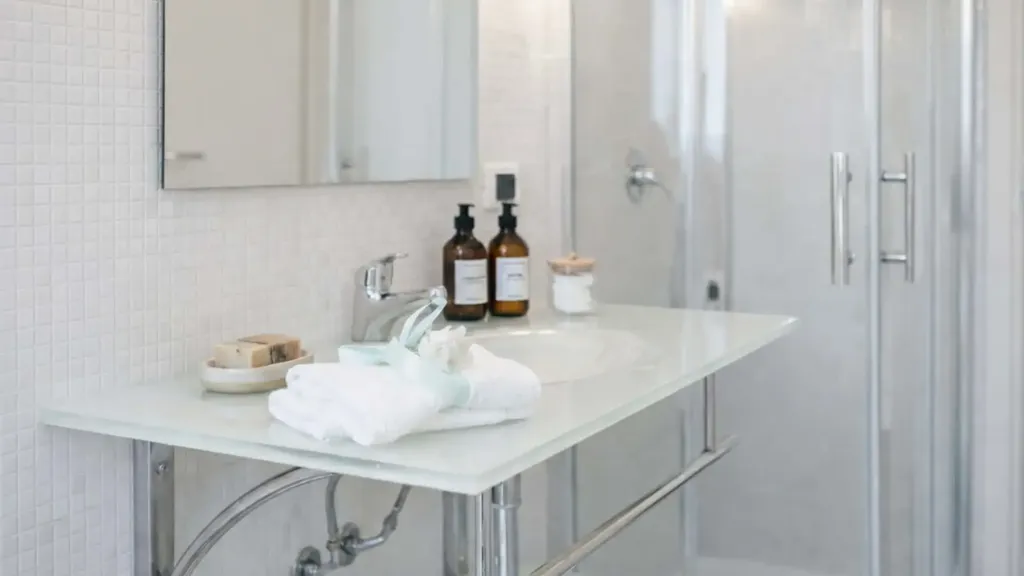 Bagni - One-Bedroom Apartment with Balcony in Milan
