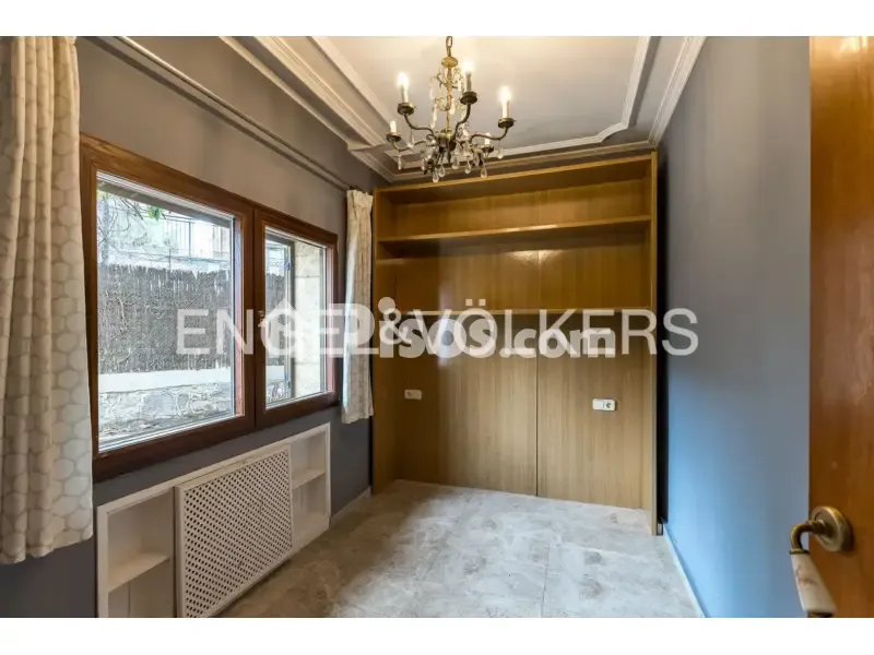 Schlafzimmer - Señorial House with Pool in Sant Just Desvern