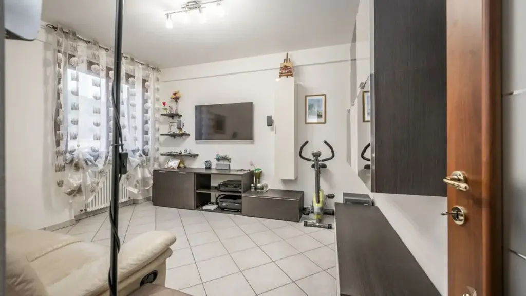 Elutuba - Modern Apartment with Balcony in Savignano Sul Panaro