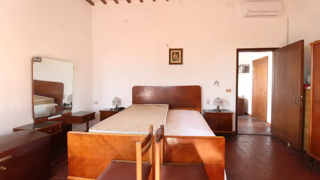 Chambres - Rustic Tuscan-Style Apartment in Capraia e Limite