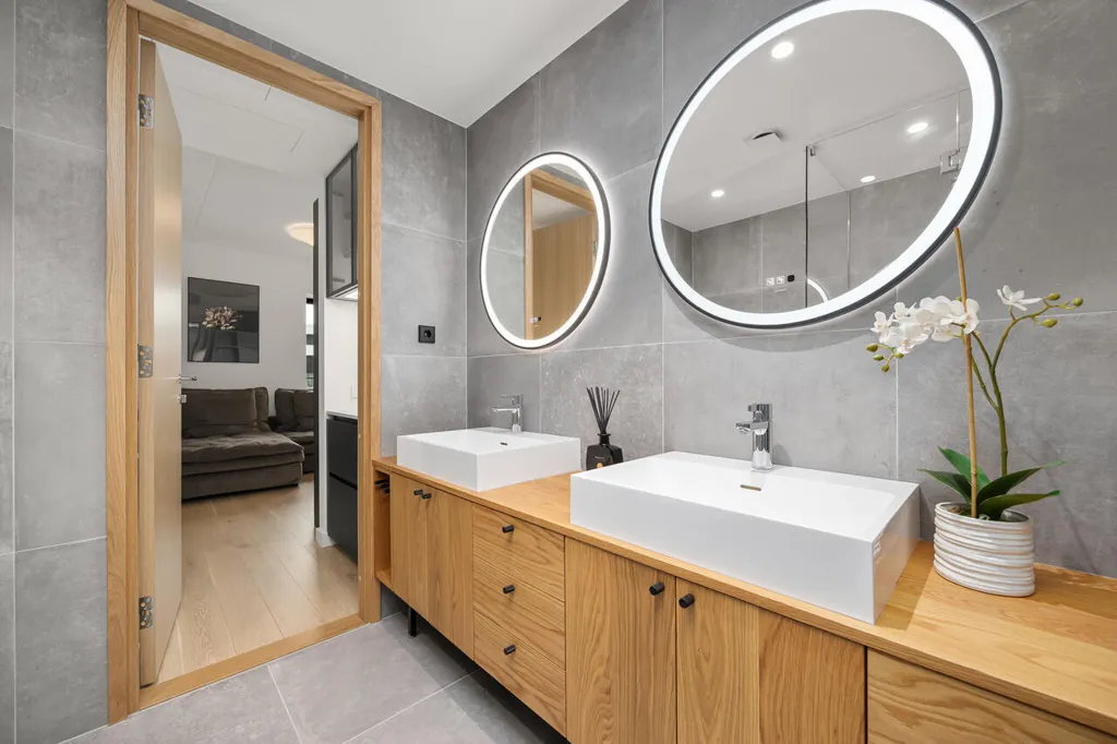 Salles de bain - Penthouse with South-Facing Balcony in North Tallinn