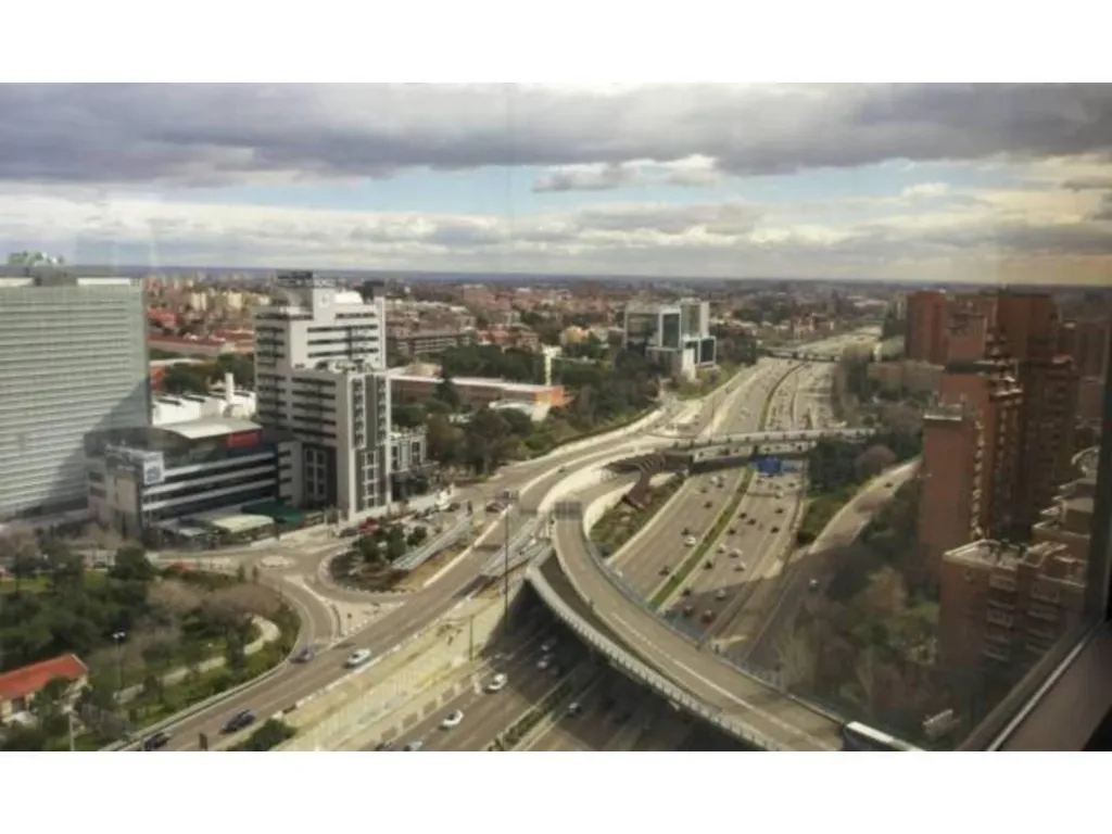 Modern Office in Chamartín, Madrid