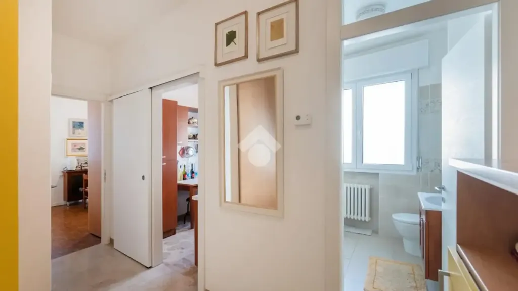 Esik - Rustic Studio with Lake View in Garda