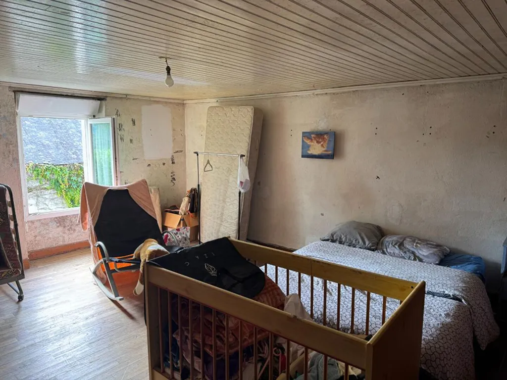 4-toaline maja asukohas Languidic